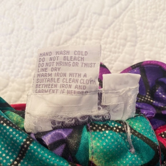 TESS Vintage Stained Glass High Neck Blouse - 8P - Picture 5 of 15